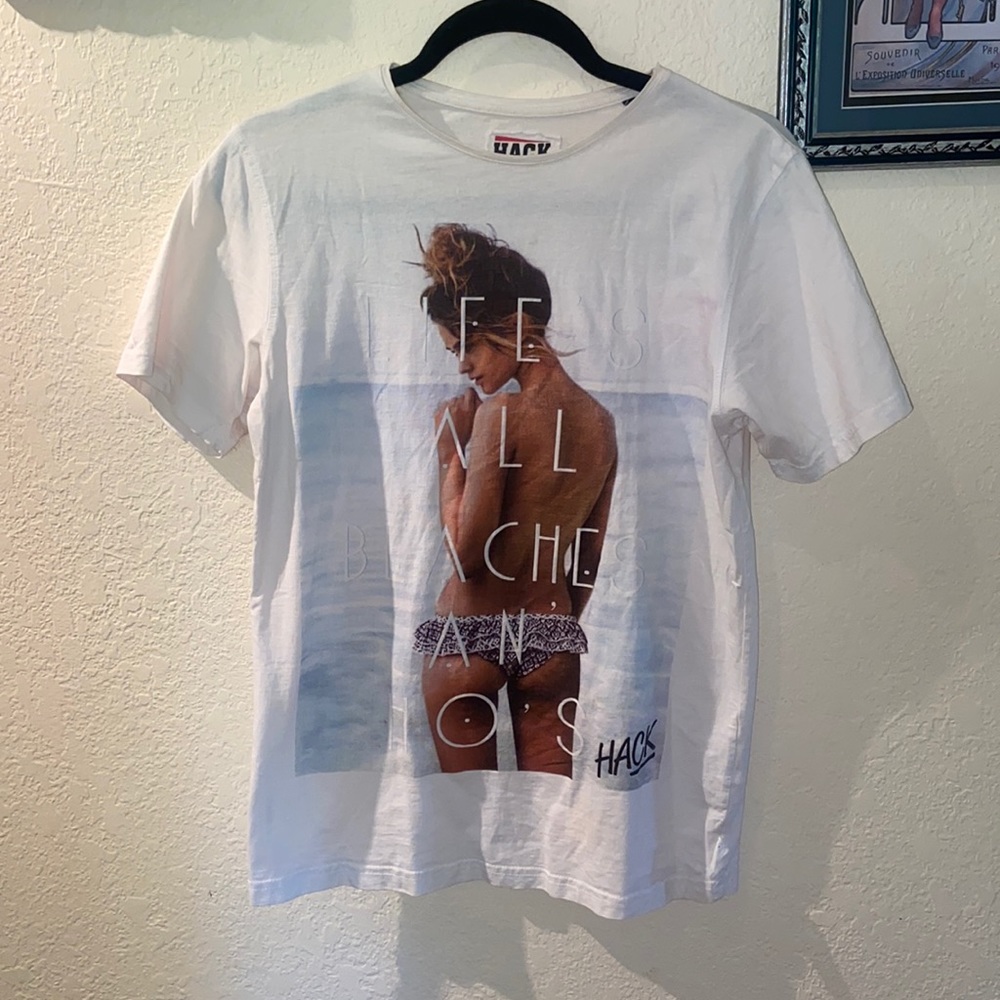 HACK Size M T-Shirt